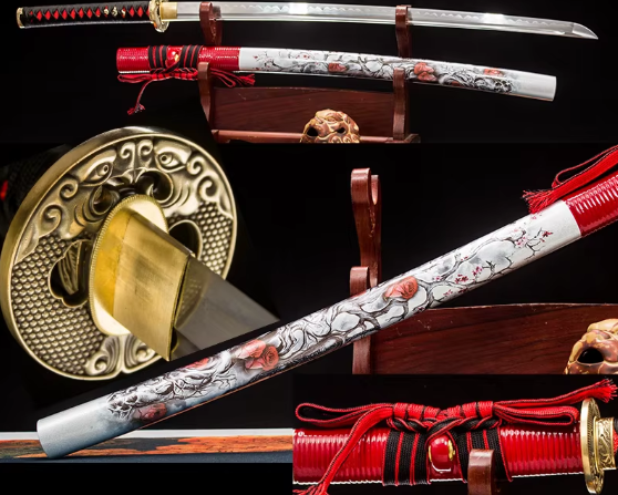 Katana Momiji 9505020 — forgé et poli à la main, saya blanche ornée de motifs floraux rouges — Atelier Katana