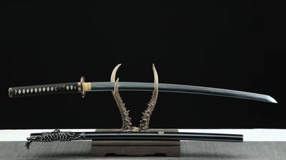 Katana Gingetsu SS428 — forgé et poli à la main, hamon réel, tsuba plaquée or et argent — Atelier Katana