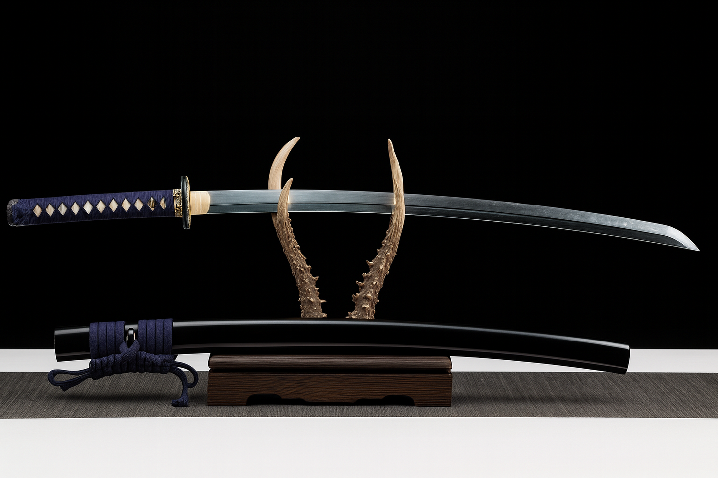 Katana Musha SS370 — acier T10 trempé à l'argile avec hamon réel et lame pleine soie — Atelier Katana
