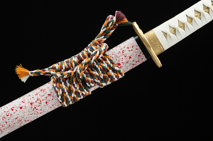 Katana Yuki SS442 — forgé à la main, saya blanche aux éclaboussures rouges et tsuba dorée sculptée — Atelier Katana